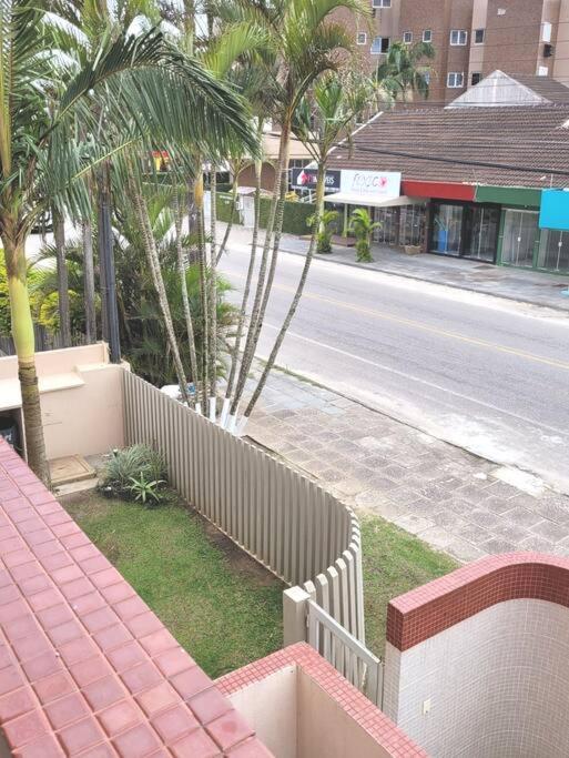 Apartamento Brejatuba Beira Mar กัวราตูบา ภายนอก รูปภาพ
