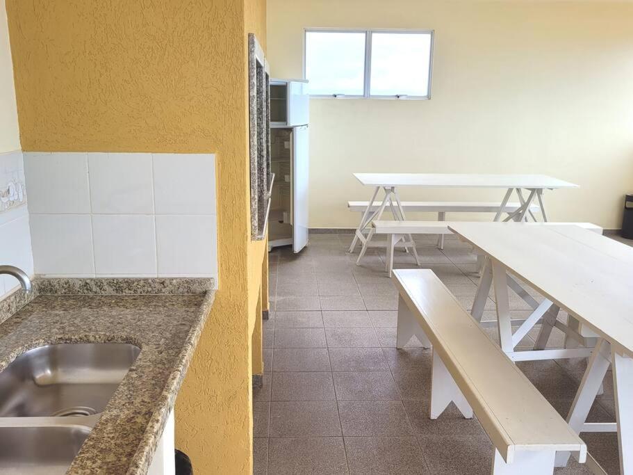 Apartamento Brejatuba Beira Mar กัวราตูบา ภายนอก รูปภาพ